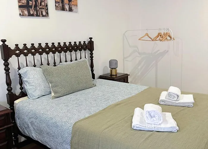 Apartament Downtown 2 Minutes By Walk To Center And Metro-direct To Airpot T4 *